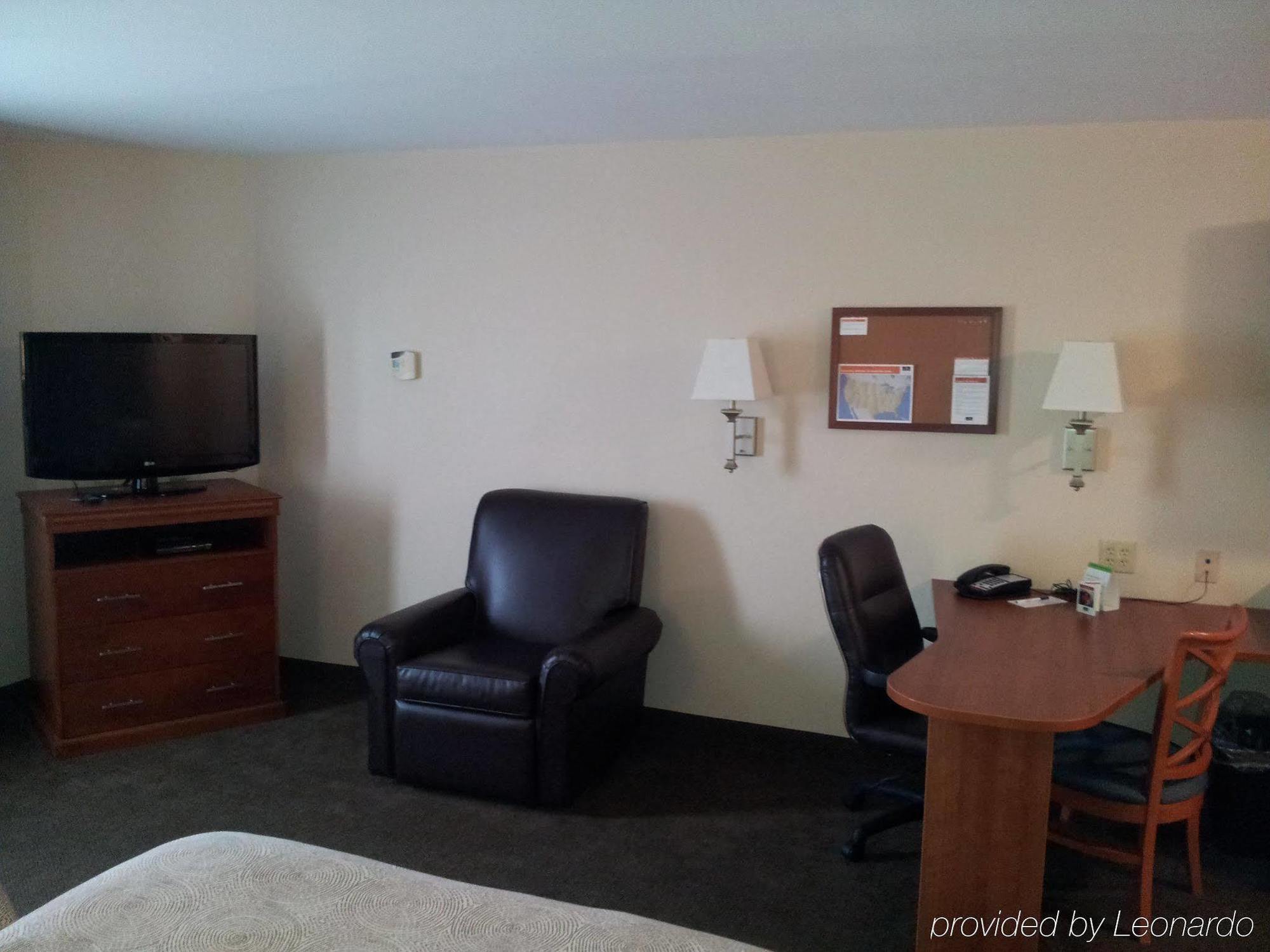 Candlewood Suites Fredericksburg By Ihg Экстерьер фото